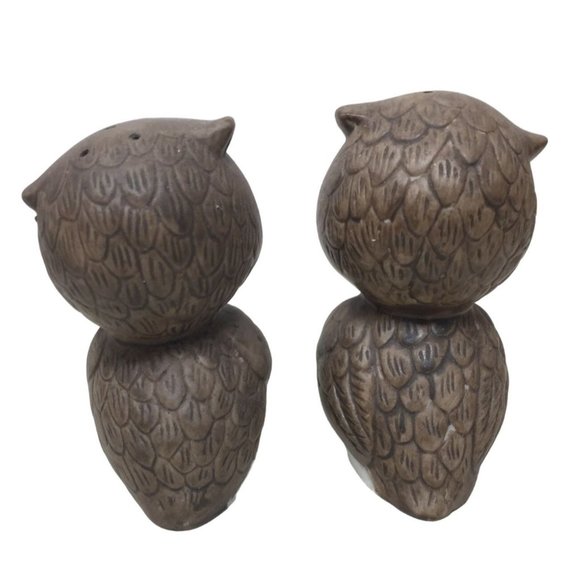 Cute Owl Salt and Pepper Shaker Set - Big eyed Pair of Ceramic Shakers - Picture 5 of 7